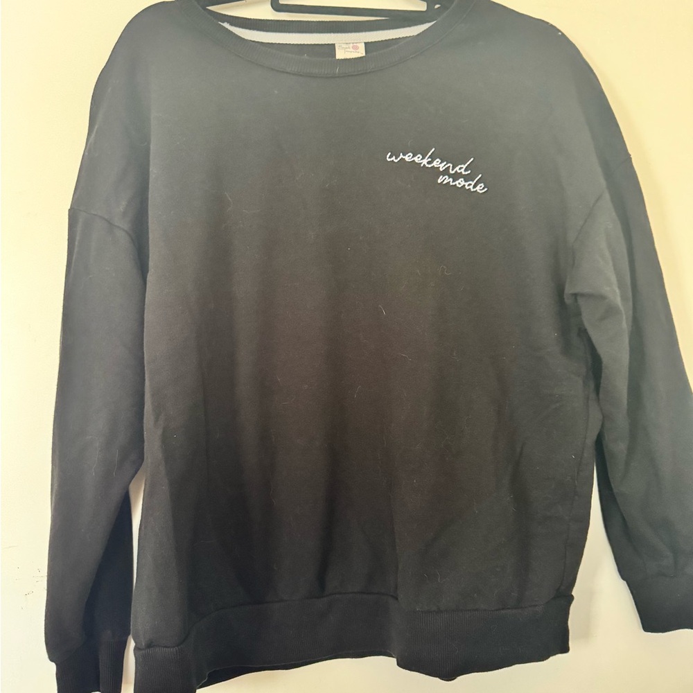 Secret Treasures Black Crewneck Sweater Weekend Mode Size medium